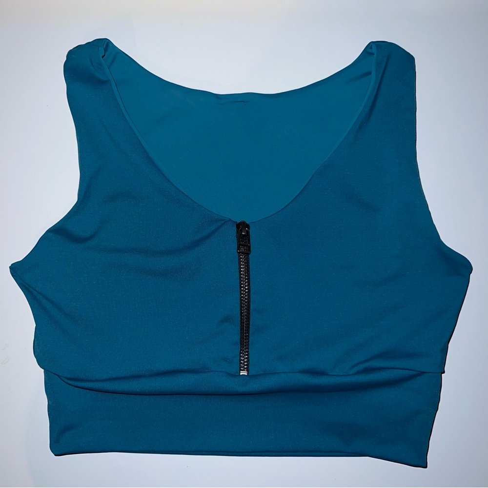 Mika Yoga Wear Zoe Crop Top